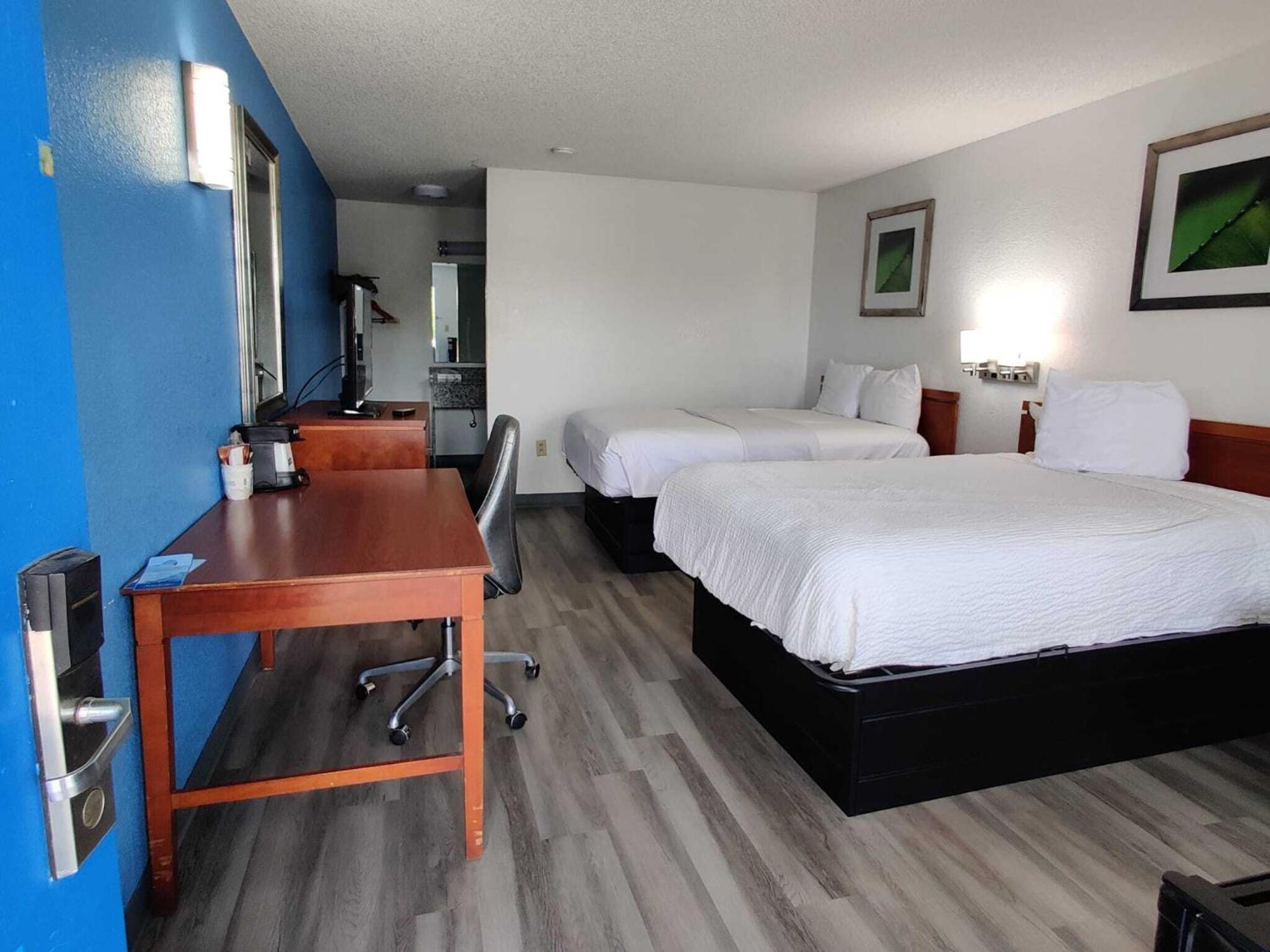 Travelodge Suites By Wyndham Macclenny I-10 Exterior photo